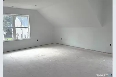 35 Village Circle #35, Guilford, CT 06437 - Photo 19