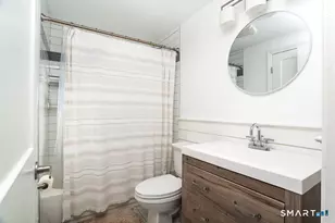 245 Reid St, Fairfield, CT 06824 - Photo 17