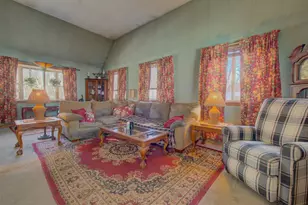 247 Killingly Rd, Pomfret, CT 06259 - Photo 3