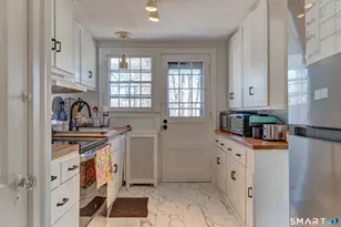 59 Morris St, Hamden, CT 06517 - Photo 3