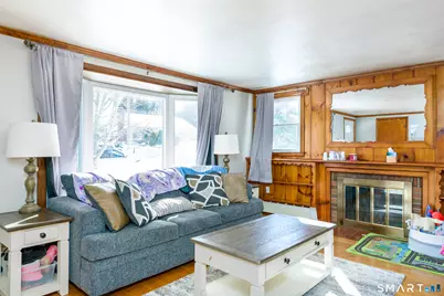 15 Park Avenue Extension, Montville, CT 06382 - Photo 5