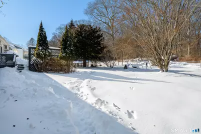 15 Park Avenue Extension, Montville, CT 06382 - Photo 35