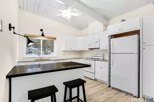 1452 Melville Ave, Fairfield, CT 06825 - Photo 7