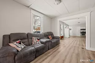 36 Brewster St, Waterbury, CT 06704 - Photo 17