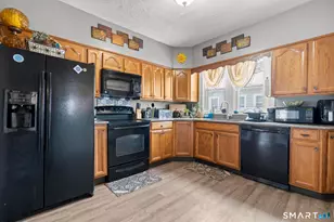 3 Anderson St, Manchester, CT 06040 - Photo 29