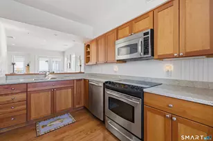 2 Miller St, Stonington, CT 06378 - Photo 11