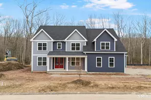 9 Twin Valley Rd, East Lyme, CT 06333 - Photo 3