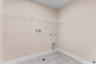 9 Twin Valley Rd, East Lyme, CT 06333 - Photo 19