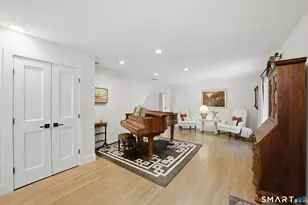 87 Pembroke Dr, Stamford, CT 06903 - Photo 7