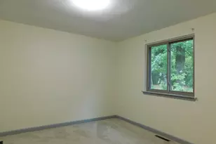 15 Pine Needle Dr, Stratford, CT 06614 - Photo 11