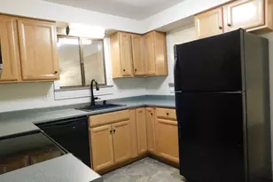 15 Pine Needle Dr, Stratford, CT 06614 - Photo 3