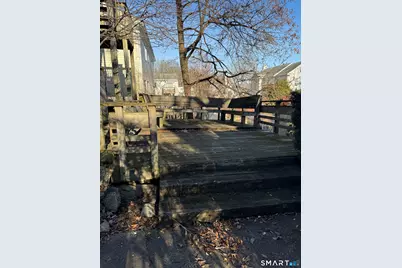 80 Coolidge Avenue, Stamford, CT 06906 - Photo 17