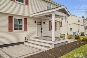 31 Pegasus Dr, Groton, CT 06340 - Photo 9