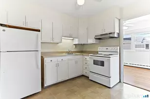 25 Cartright St, Bridgeport, CT 06604 - Photo 9