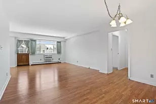 25 Cartright St, Bridgeport, CT 06604 - Photo 3