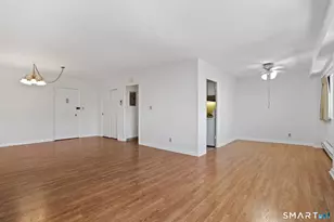 25 Cartright St, Bridgeport, CT 06604 - Photo 5