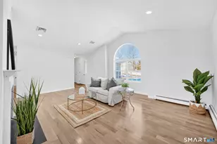 281 Briarwood Ln, Middletown, CT 06457 - Photo 5