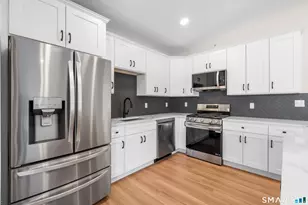 937 Post Rd, Fairfield, CT 06824 - Photo 13