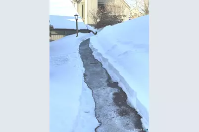 318 Heritage Village #E, Southbury, CT 06488 - Photo 5