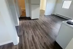 28 Wilson St, Waterbury, CT 06708 - Photo 5