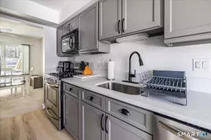 8 South St, Danbury, CT 06810 - Photo 3