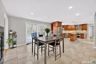 136 Gilbert Ln, South Windsor, CT 06074 - Photo 3