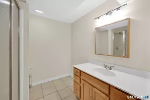 136 Gilbert Ln, South Windsor, CT 06074 - Photo 37