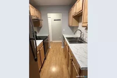 85 Woodsedge Drive #APT 3C, Newington, CT 06111 - Photo 3