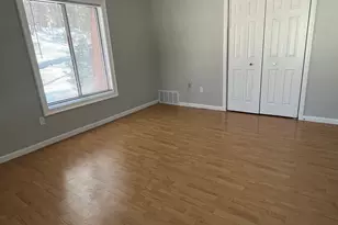 85 Woodsedge Dr, Newington, CT 06111 - Photo 9