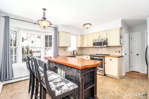 16A Pole Bridge Rd, Newtown, CT 06482 - Photo 5