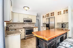 16A Pole Bridge Rd, Newtown, CT 06482 - Photo 3