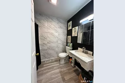 203 Oakland Street #APT F, Manchester, CT 06042 - Photo 23