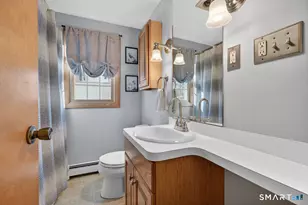 193 Greenfield Ave, Stratford, CT 06614 - Photo 19