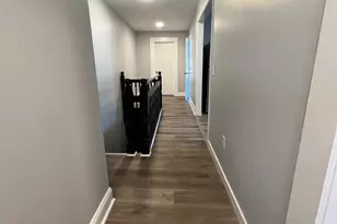 15 Huntington St, New London, CT 06320 - Photo 7