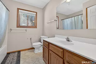 140 Barn Finch Cir, Naugatuck, CT 06770 - Photo 27