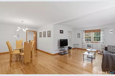 36 Somerset Lane, Stamford, CT 06903 - Photo 9