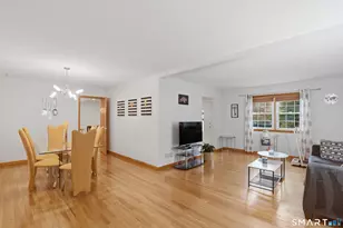 36 Somerset Ln, Stamford, CT 06903 - Photo 9