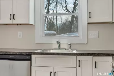 35 Greenfield Drive, Shelton, CT 06484 - Photo 7