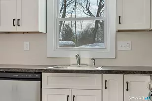 35 Greenfield Dr, Shelton, CT 06484 - Photo 7