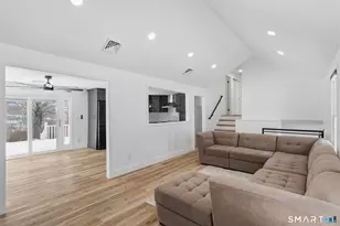 2 Yellow Orange Cir, Middletown, CT 06457 - Photo 5