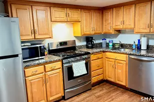 16 Grand St, Thomaston, CT 06787 - Photo 15