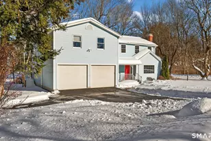 4 Kearns Cir, Granby, CT 06035 - Photo 3