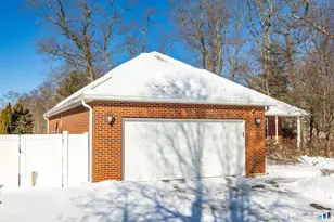 115 Cynrose Pl, Meriden, CT 06451 - Photo 33