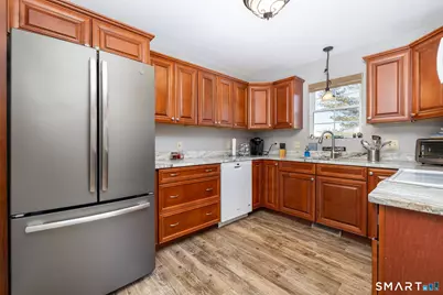 115 Cynrose Place, Meriden, CT 06451 - Photo 5