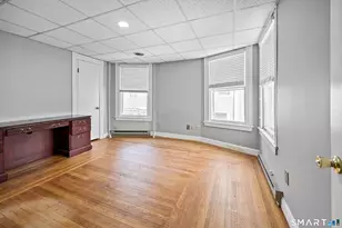 21 Holmes Ave, Waterbury, CT 06710 - Photo 19