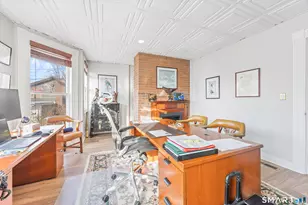 21 Holmes Ave, Waterbury, CT 06710 - Photo 9