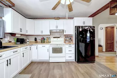 32 George Street, Seymour, CT 06483 - Photo 17