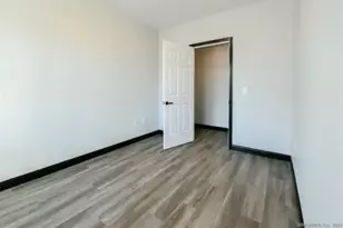 77 Whiting St, Plainville, CT 06062 - Photo 5