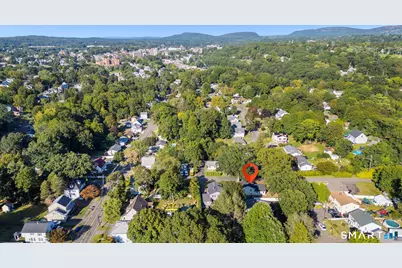 73 Lanouette St Extension, Meriden, CT 06451 - Photo 3