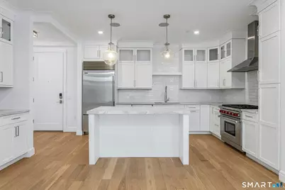 302 Gramercy Park #302, New Canaan, CT 06840 - Photo 3